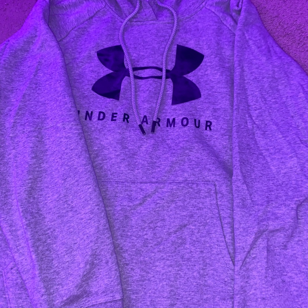 Under Armour grey hoodie